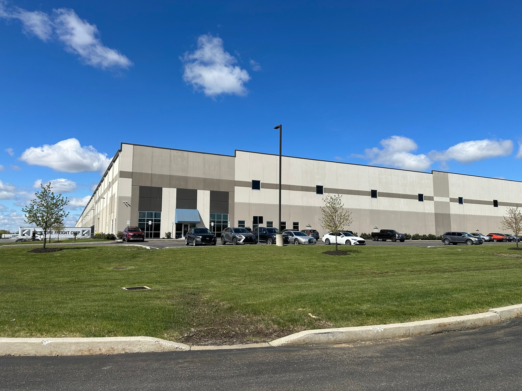 25 Keystone Blvd, Pottsville, PA for lease Primary Photo- Image 1 of 8