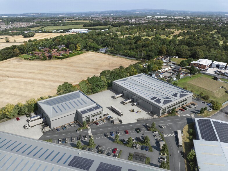 Millfield Ln, Haydock à louer - Photo du bâtiment - Image 2 de 12