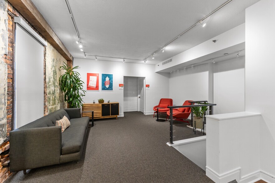 330 N College Ave, Indianapolis, IN for sale - Interior Photo - Image 3 of 15