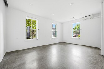 129 Bourke St, Woolloomooloo for lease Interior Photo- Image 2 of 2
