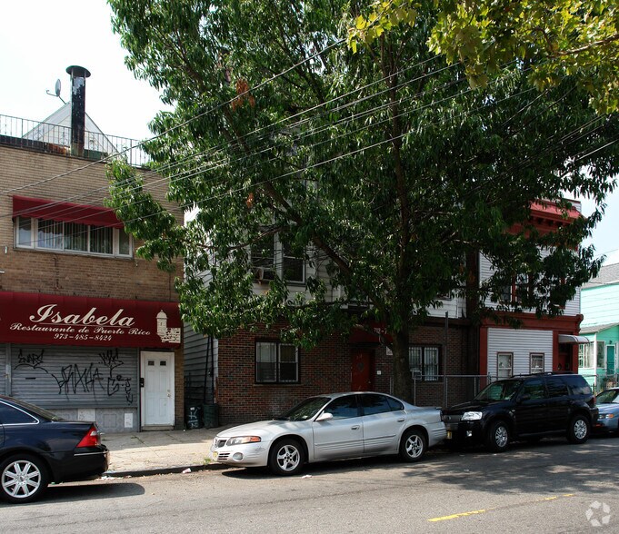 712-714 Summer Ave, Newark, NJ à vendre - Photo du bâtiment - Image 2 de 2