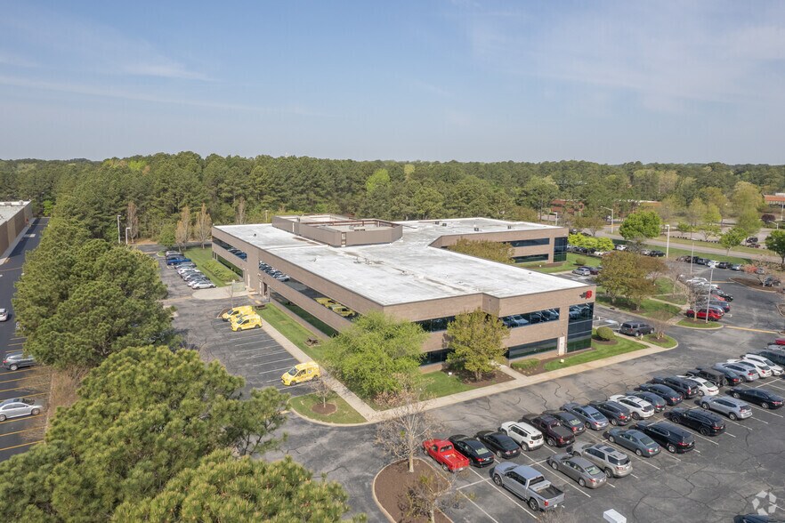 2829 Guardian Ln, Virginia Beach, VA for lease - Building Photo - Image 2 of 4
