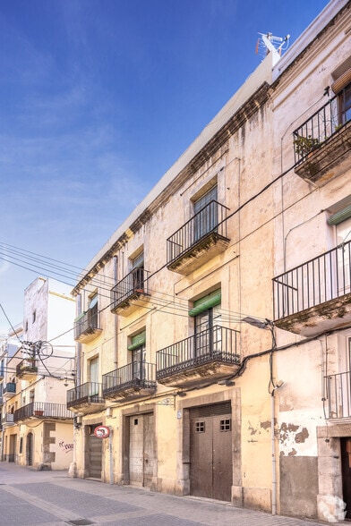 Immeuble residentiel dans Vilanova i la Geltrú, Barcelona à vendre - Photo du bâtiment - Image 2 de 12