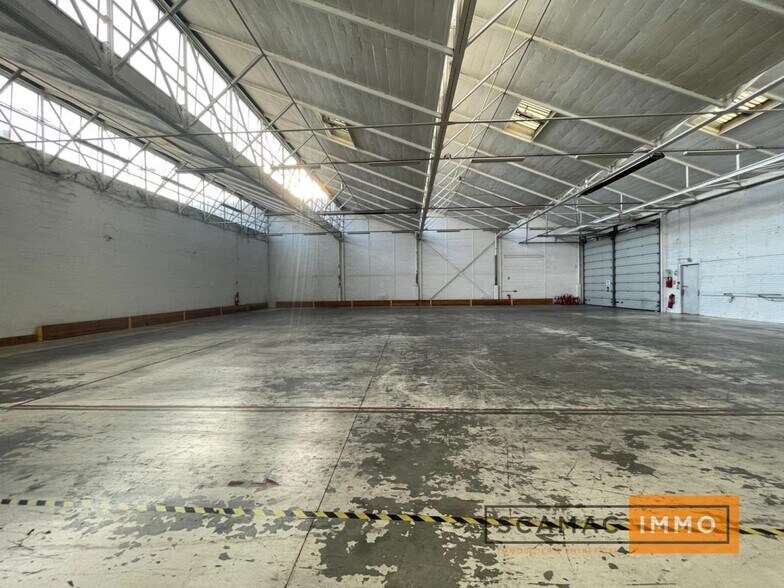 Industrial in MASSY for lease - Interior Photo - Image 3 of 10