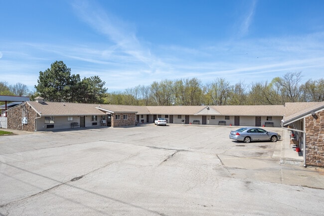 More details for 2329 N Ridge Rd E, Ashtabula, OH - Hospitality for Sale