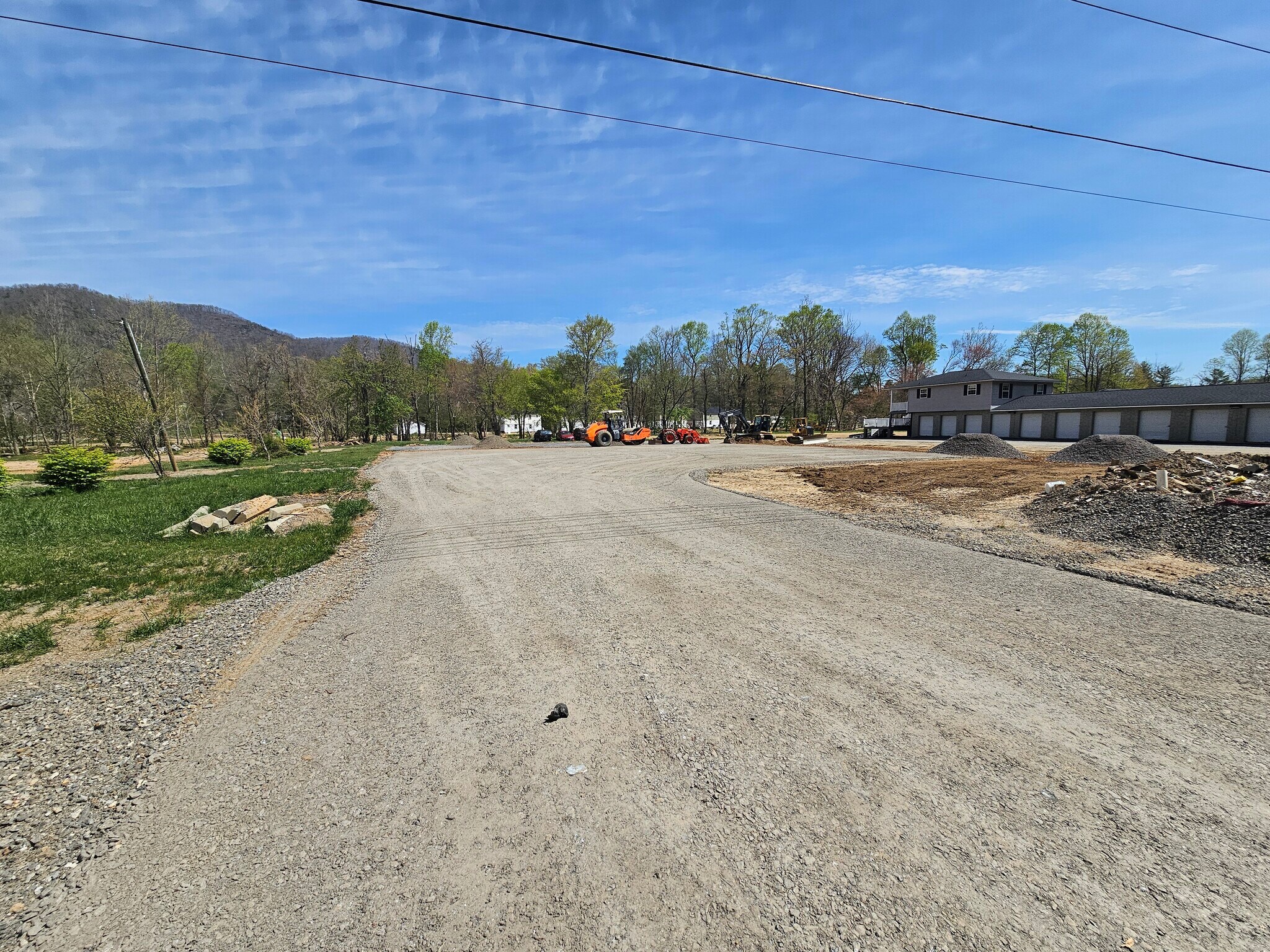 2520 US-70, Swannanoa, NC à vendre Photo du bâtiment- Image 1 de 1