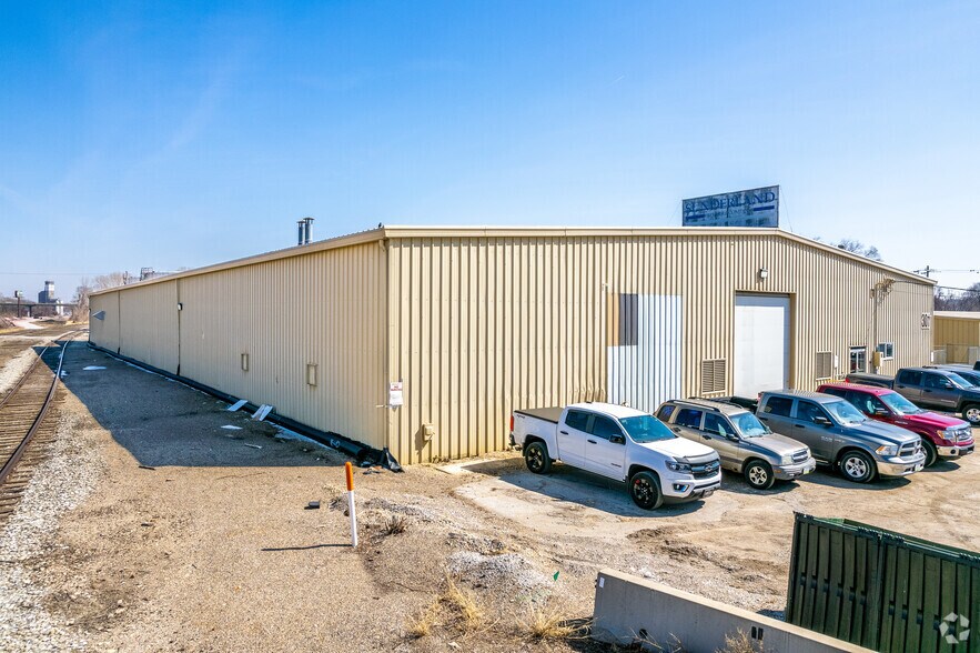 301 SE 8th St, Des Moines, IA à vendre - Photo du bâtiment - Image 2 de 4