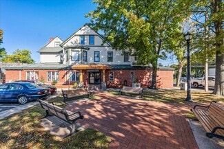 More details for 4 Main St, Kings Park, NY - Retail for Sale