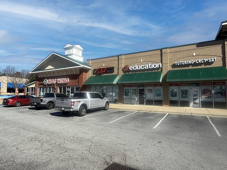 3463 Lawrenceville Suwanee Rd, Suwanee, GA à louer - Photo du bâtiment - Image 2 de 11