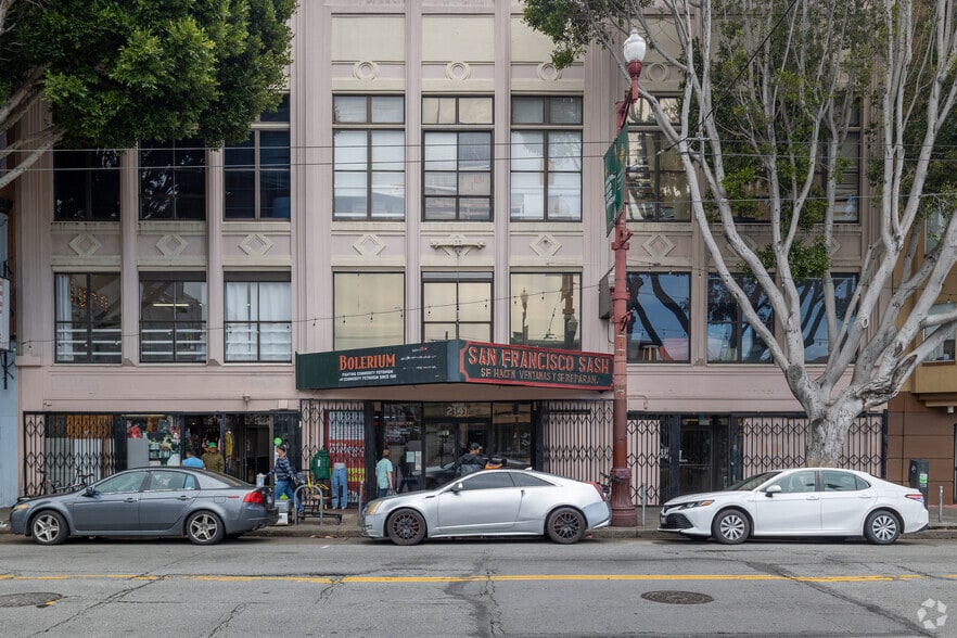 2141 Mission St, San Francisco, CA for lease - Building Photo - Image 1 of 21