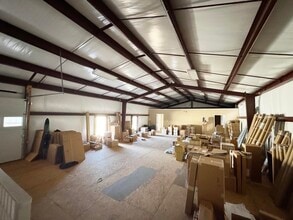 442 Cadillac Pky, Dallas, GA for sale Interior Photo- Image 1 of 7