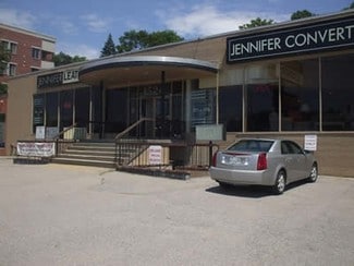 Plus de détails pour 1524 VFW Pky, West Roxbury, MA - Commerce de détail à louer