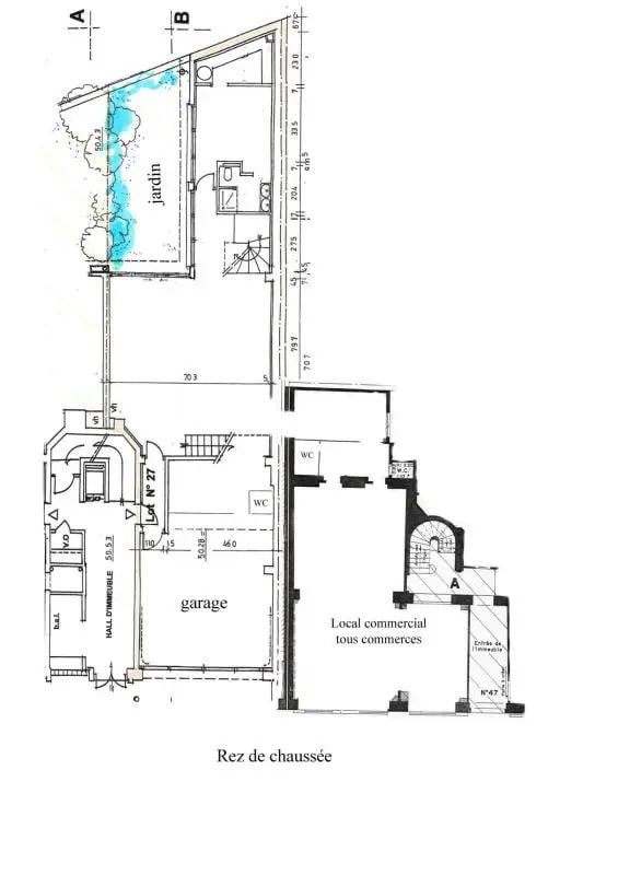 Retail in Paris for sale Building Photo- Image 1 of 4