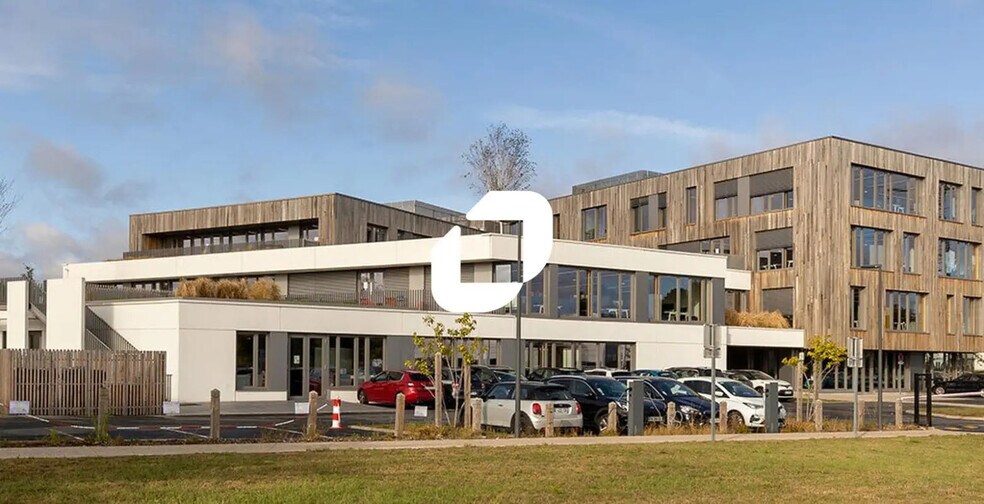 Bureau dans Lezennes à louer - Photo du bâtiment - Image 1 de 5