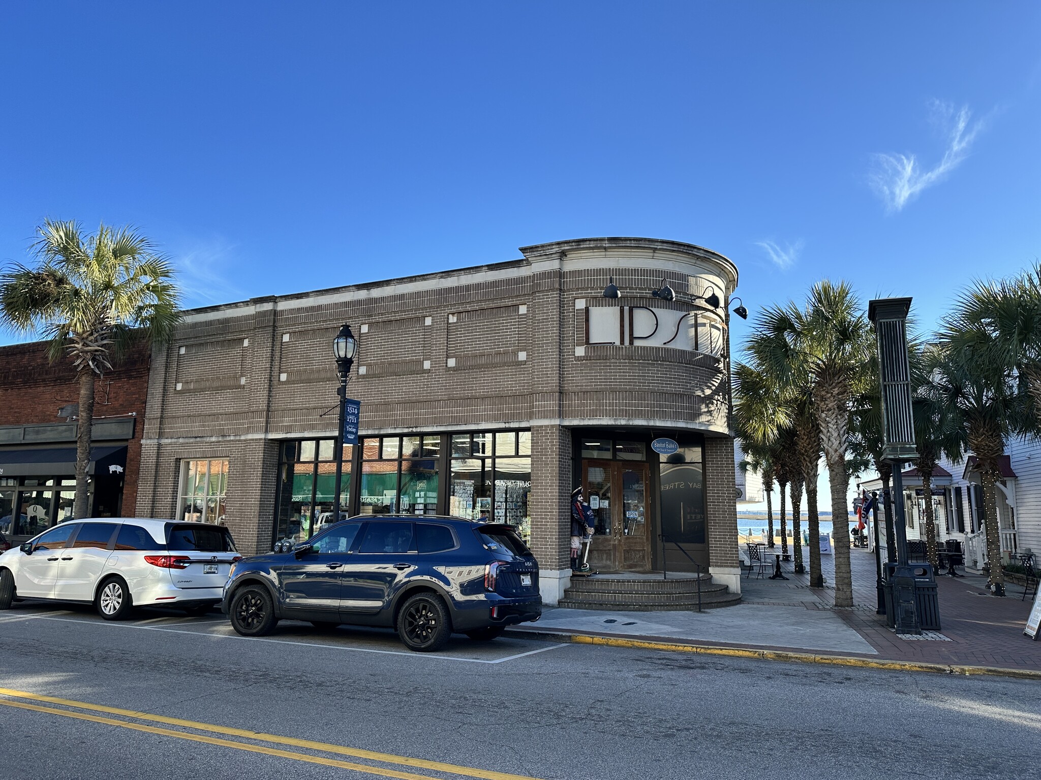 828 Bay St, Beaufort, SC for sale Primary Photo- Image 1 of 18