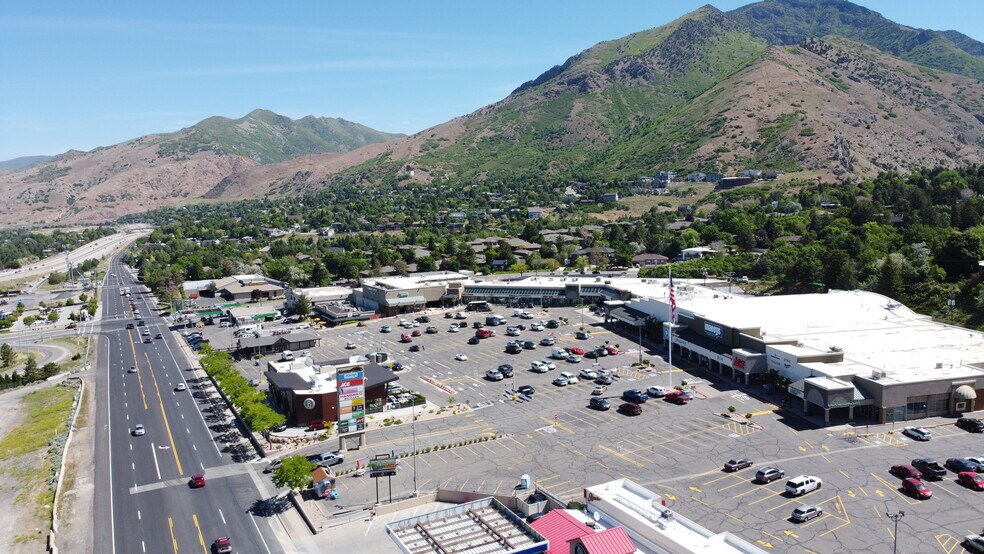 3905-3923 Wasatch Blvd, Salt Lake City, UT à louer - Photo du bâtiment - Image 2 de 8