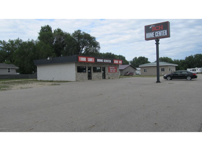 106 Highway 10 E, Hawley, MN à vendre - Photo du bâtiment - Image 1 de 1