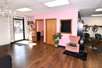 2600 Martin Way E, Olympia, WA for lease Interior Photo- Image 2 of 11
