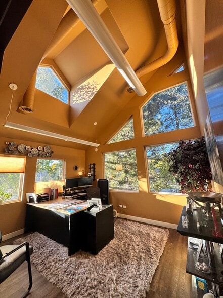 10354 W Chatfield Ave, Littleton, CO for lease - Building Photo - Image 3 of 10