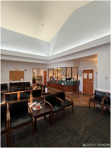 1620 W Saint Marys Rd, Tucson, AZ for lease - Building Photo - Image 2 of 2