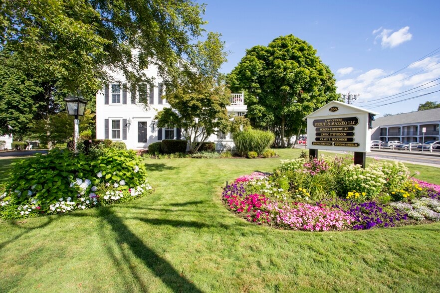 336 South St, Hyannis, MA à vendre - Photo du bâtiment - Image 3 de 11