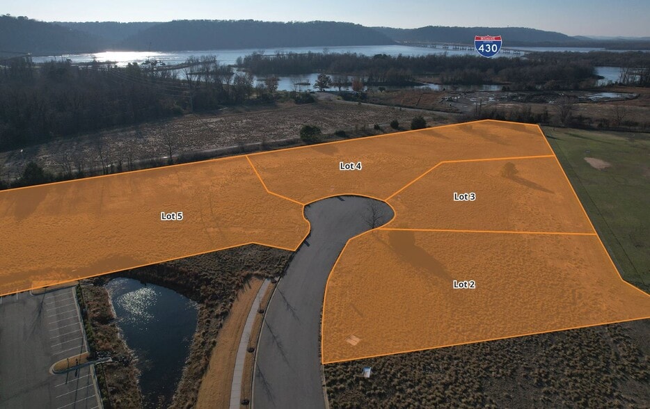 Northshore Court portfolio of 4 properties for sale on LoopNet.ca - Building Photo - Image 3 of 6