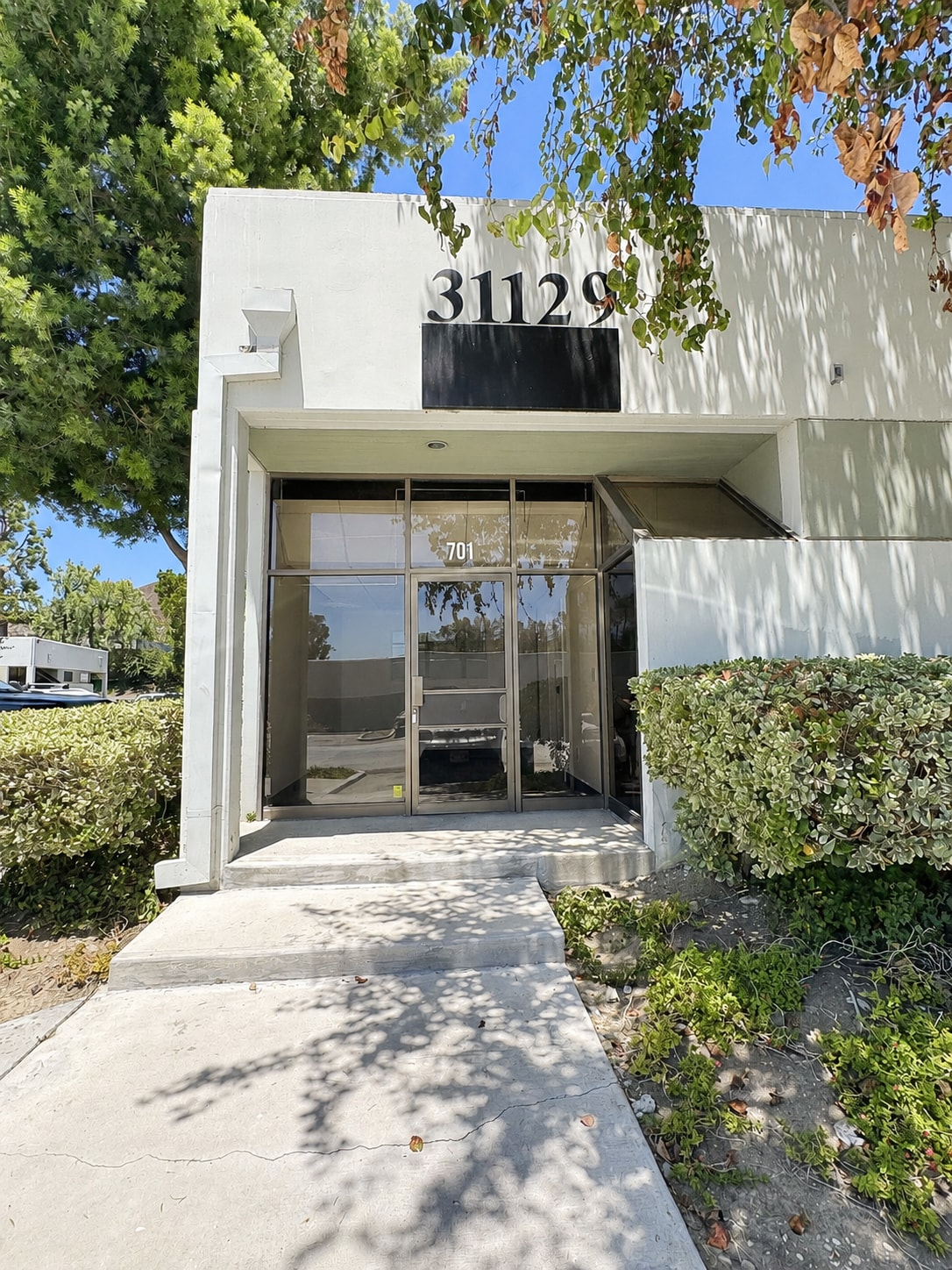 31121-31131 Via Colinas, Westlake Village, CA for lease Interior Photo- Image 1 of 8
