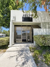 31121-31131 Via Colinas, Westlake Village, CA for lease Interior Photo- Image 1 of 8