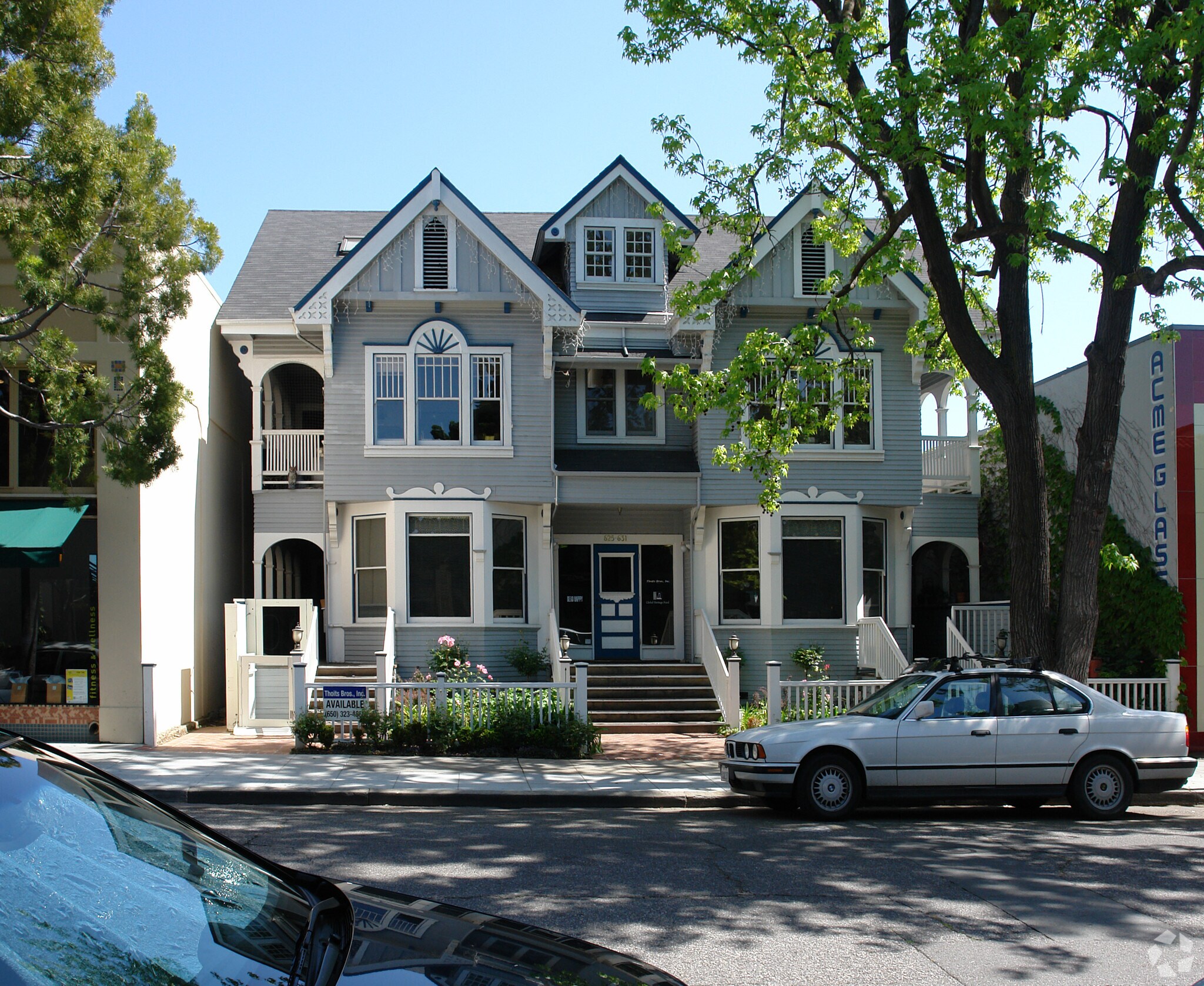 625-631 Emerson St, Palo Alto, CA à louer Photo du bâtiment- Image 1 de 4
