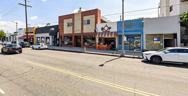 More details for 8228-8232 W 3rd St, Los Angeles, CA - Retail for Lease