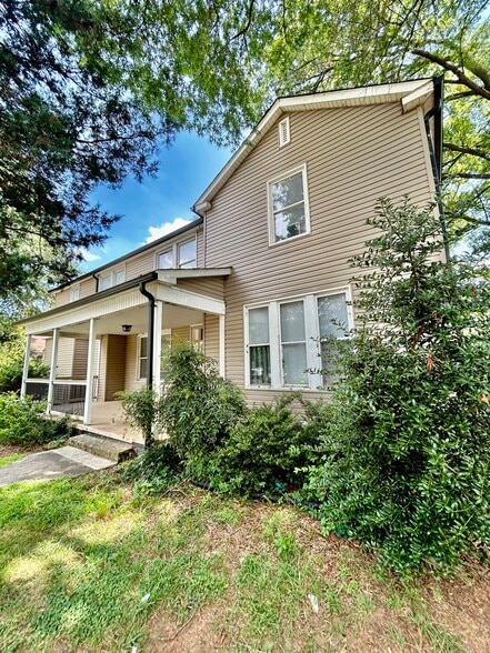 907 W 5th Ave, Gastonia, NC for sale - Primary Photo - Image 1 of 10