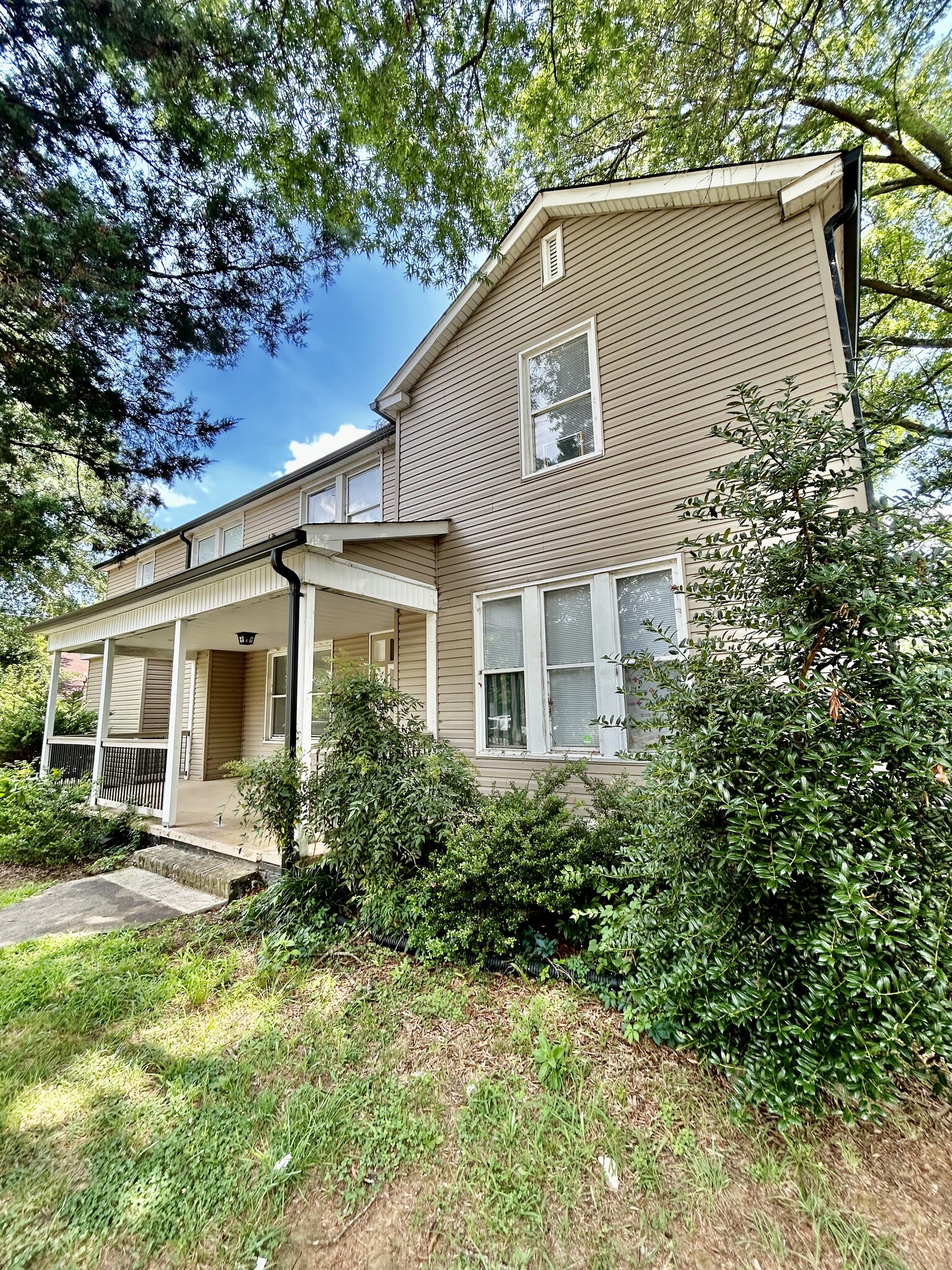 907 W 5th Ave, Gastonia, NC for sale Primary Photo- Image 1 of 11