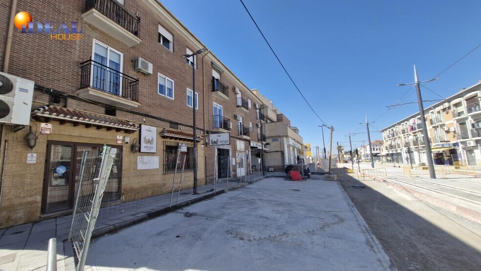Poniente, 37, Armilla, Granada for lease - Building Photo - Image 3 of 18