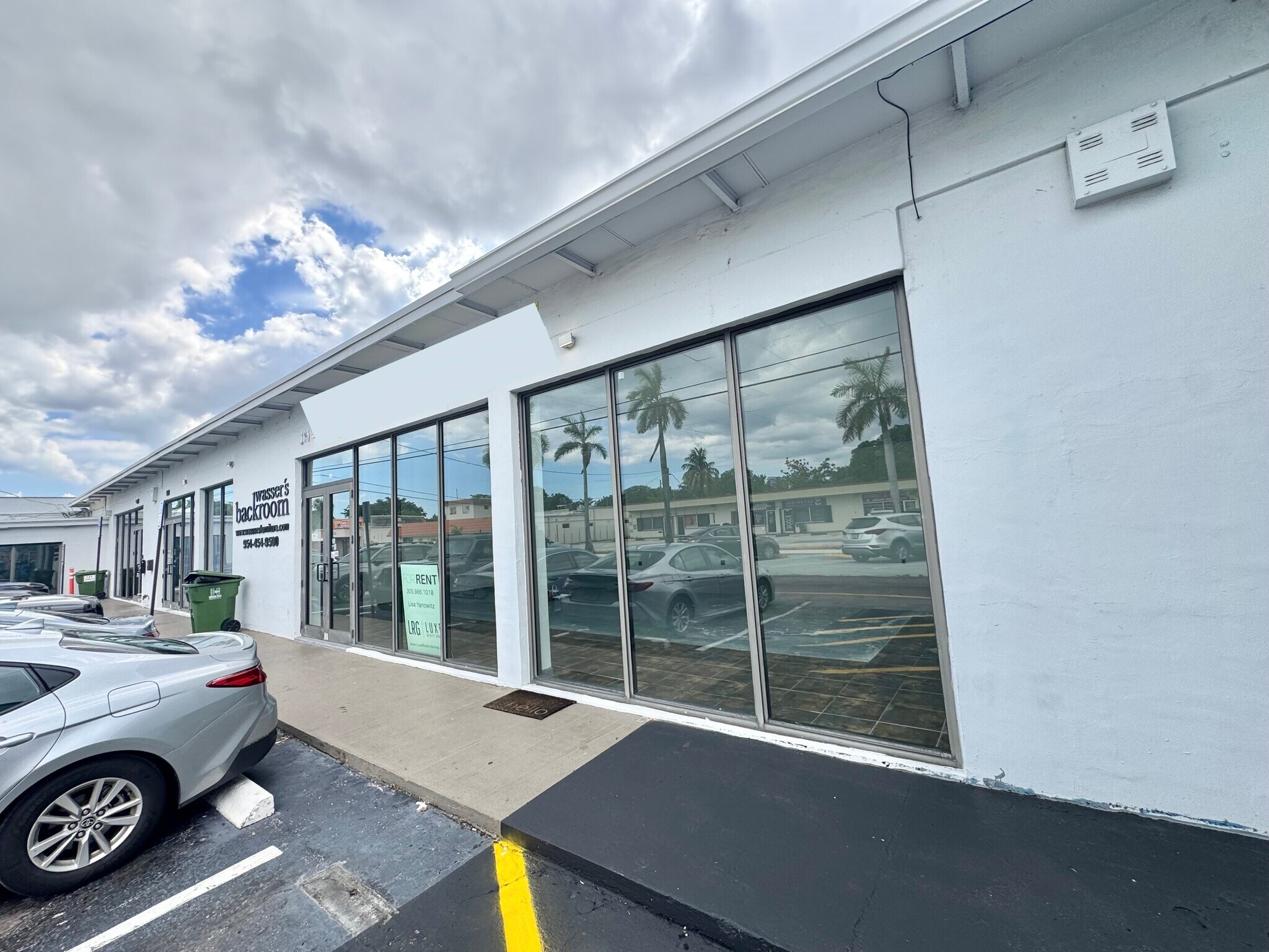 135 NE 1st Ave, Hallandale Beach, FL à vendre Photo du bâtiment- Image 1 de 1