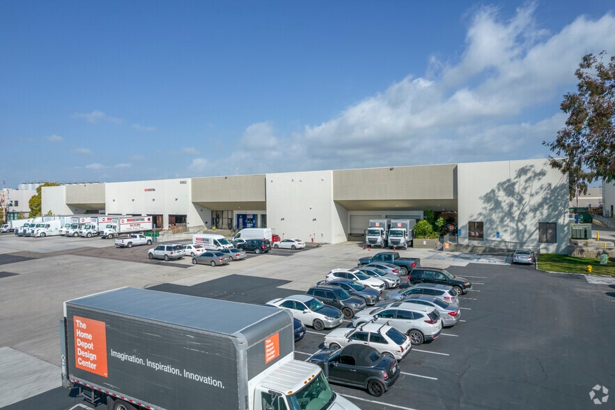 8963 Carroll Way, San Diego, CA for lease - Building Photo - Image 1 of 7