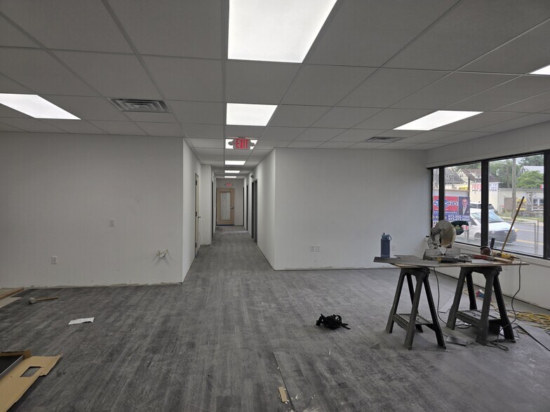 721 Clifton Ave, Clifton, NJ à louer - Photo intérieure - Image 2 de 5