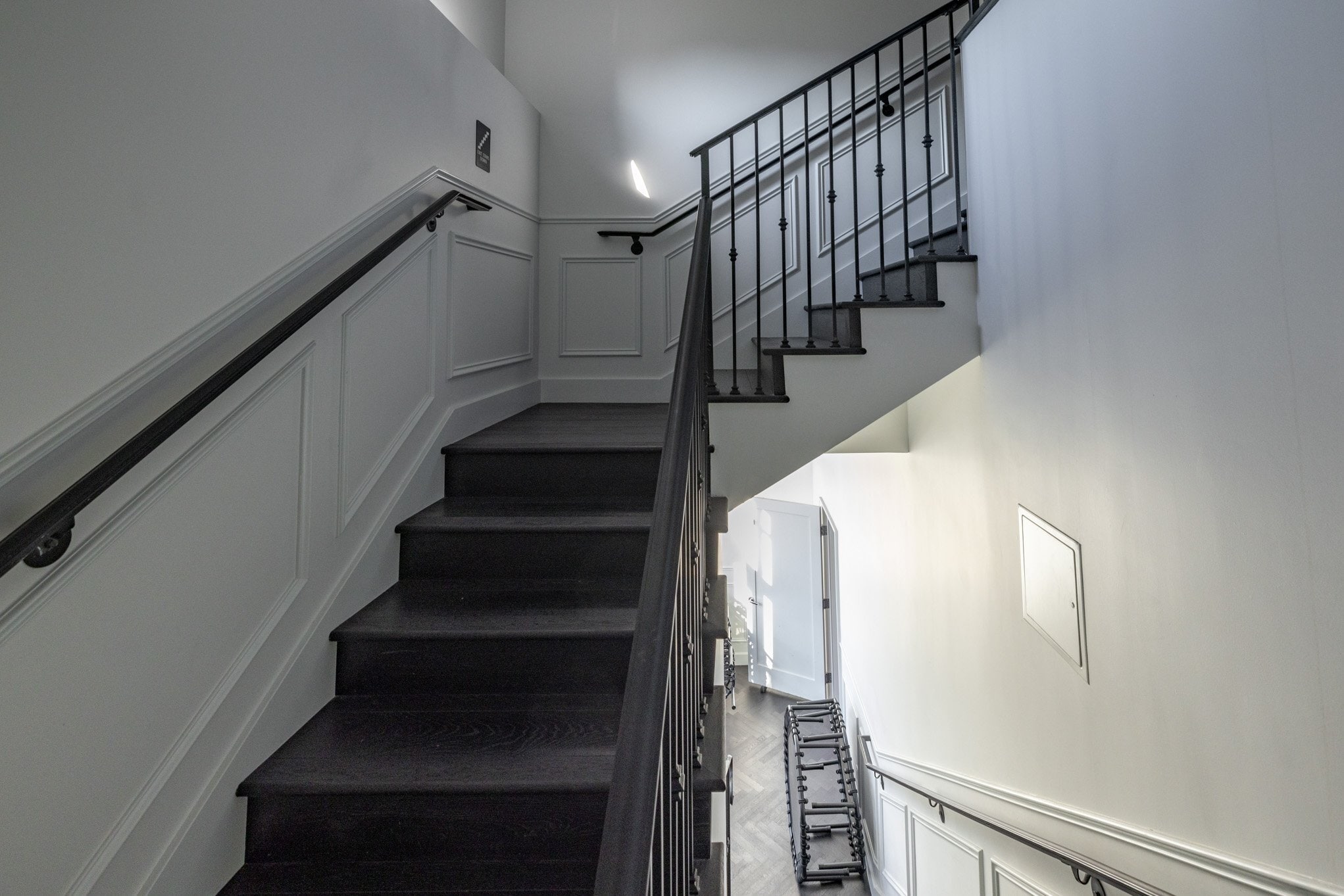 346 S La Brea Ave, Los Angeles, CA for lease Interior Photo- Image 1 of 11