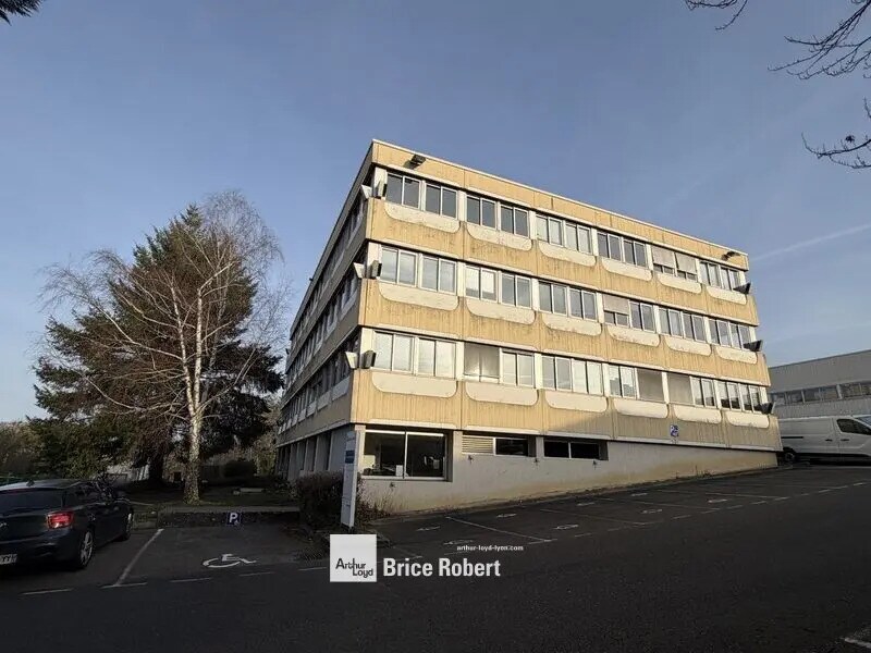 Office in Dardilly for sale Building Photo- Image 1 of 5