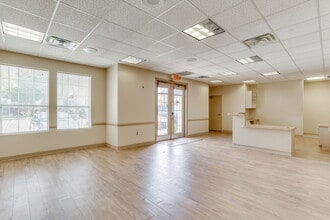 4200 Heritage Trace Pky, Keller, TX for lease Interior Photo- Image 2 of 9