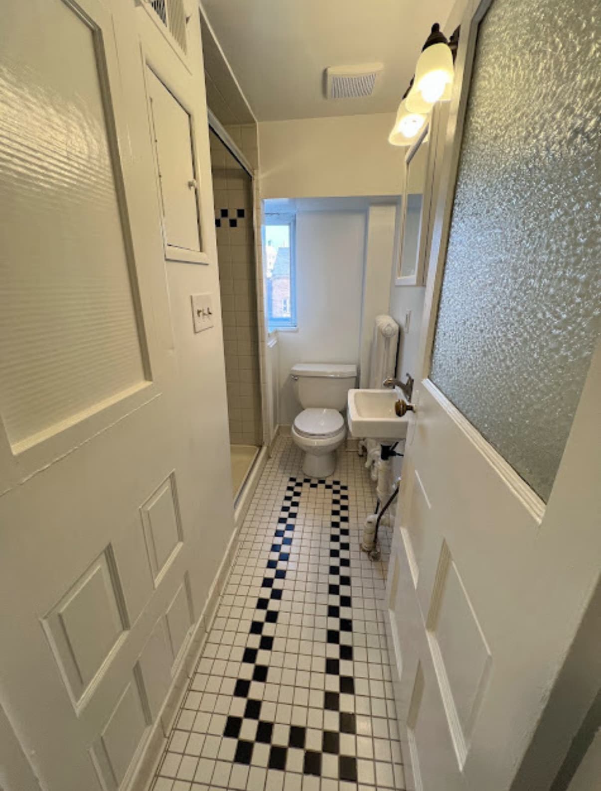 817 N Howard St, Baltimore, MD for lease Interior Photo- Image 1 of 5