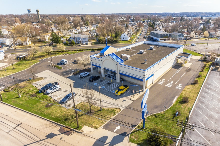 702 Browning Ln, Gloucester City, NJ for lease - Building Photo - Image 1 of 4