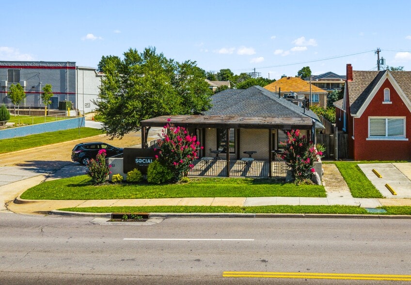 1933 NW 23rd, Oklahoma City, OK à vendre - Photo du bâtiment - Image 2 de 17