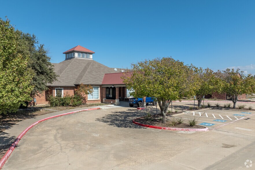 830 E Princeton Dr, Princeton, TX à vendre - Photo du bâtiment - Image 2 de 27