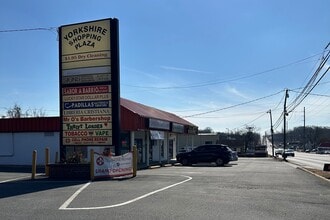 7565-7569 Centreville Rd, Manassas, VA for lease Building Photo- Image 2 of 9