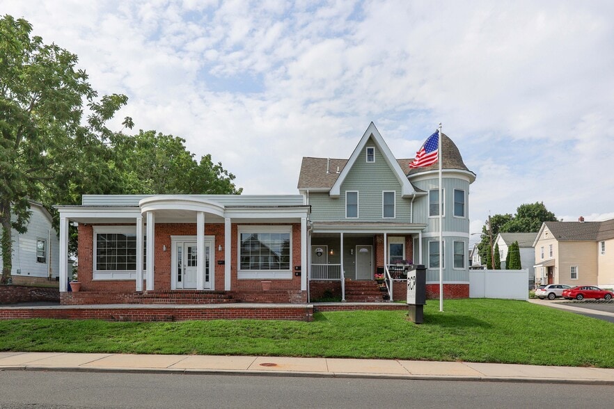215 Washington Rd, Sayreville, NJ for lease - Building Photo - Image 2 of 42