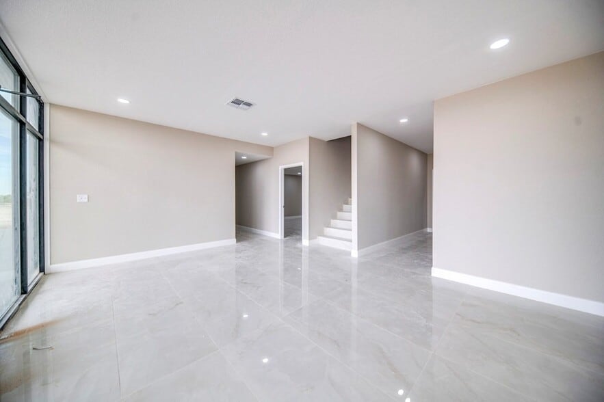 14480 W I-20, Odessa, TX for lease - Interior Photo - Image 2 of 91