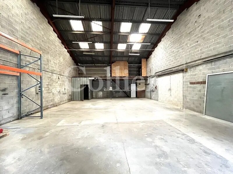 Flex in Roquefort-la-Bédoule for lease Building Photo- Image 1 of 6