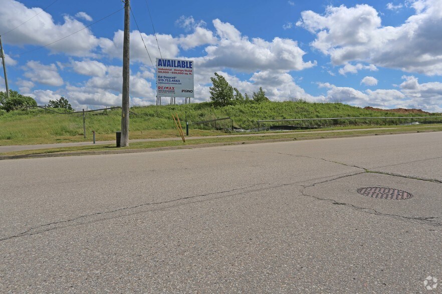 15 Kraemer’s Way, Brantford, ON for sale - Primary Photo - Image 1 of 1