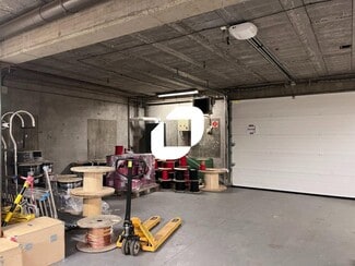 Plus de détails pour 7 Place Gutenberg, Templemars - Local d'activités à louer