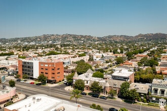 7451-7465 Beverly Blvd, Los Angeles, CA - AÉRIEN  Vue de la carte - Image1